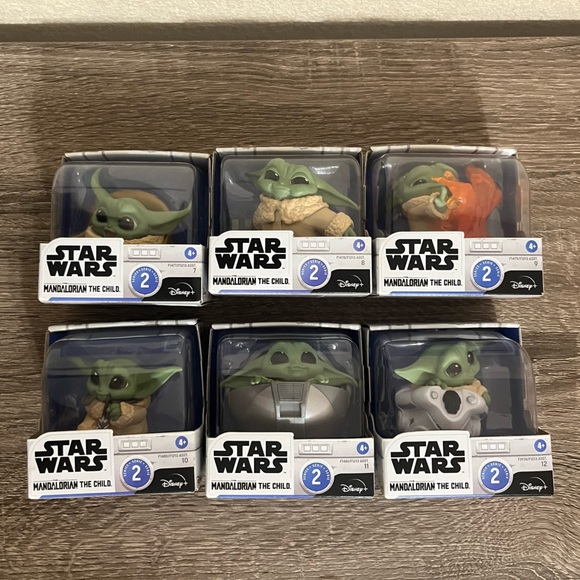 Disney Other - Disney + Star Wars The Bounty Collection Mandalorian Grogu Series 2 Set